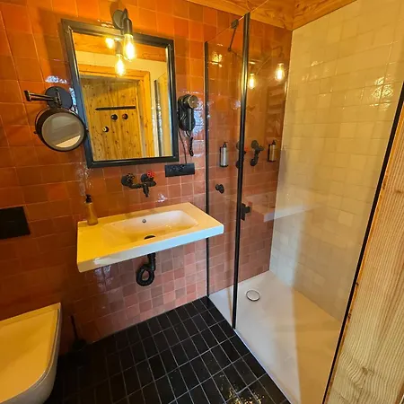 Zapodomek B Z Pieknym Widokiem I Jacuzzi Zlatna